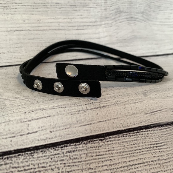 🛍️Layered Wrap Bracelets/Chokers🛍️ - Picture 10 of 11